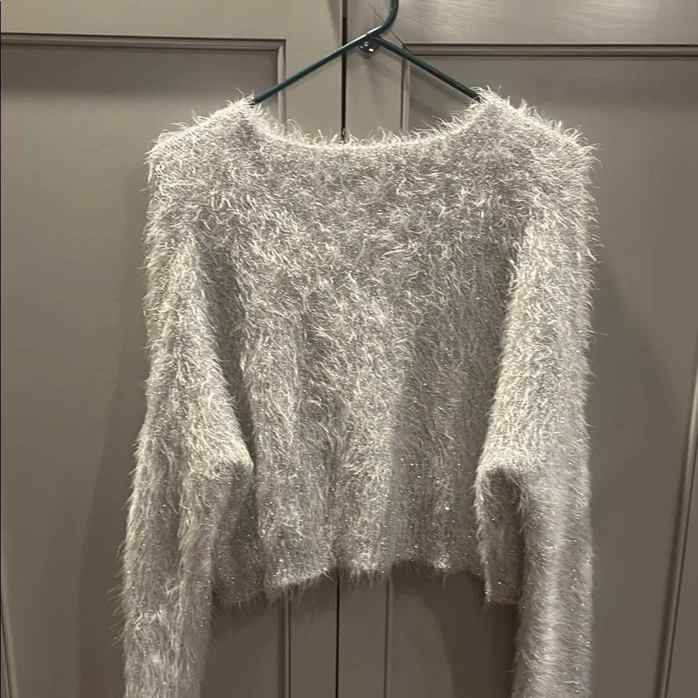 Urban outfitters cozy Fuzzy silver Sweater - Picture 5 of 5